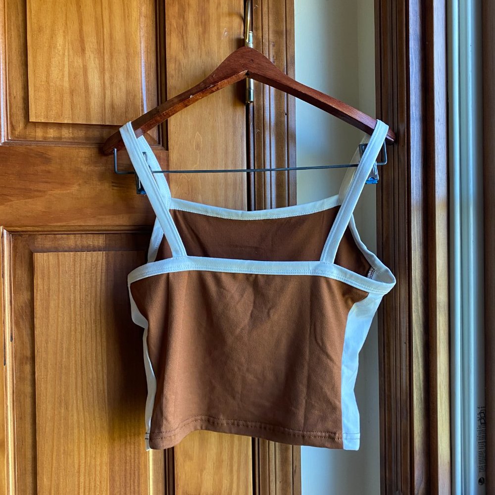 Cropped Tank - Picture 2 of 2